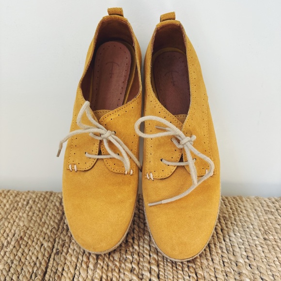 Seasalt Cornwall brogue espadrilles - Picture 1 of 2